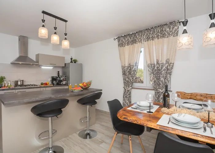 Duje 别墅 希贝尼克